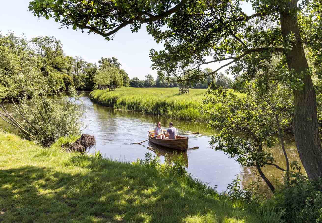 Colchester in August: My Hiking and Cycling Gear Guide for First-Time Adventurers